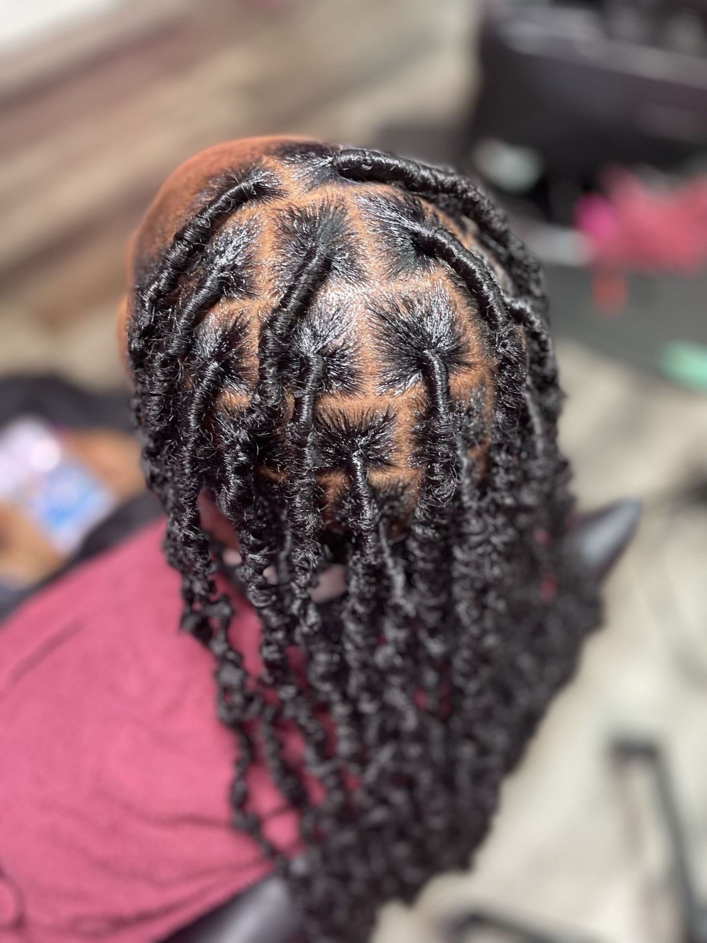 Shellz Beauty Bar locs work